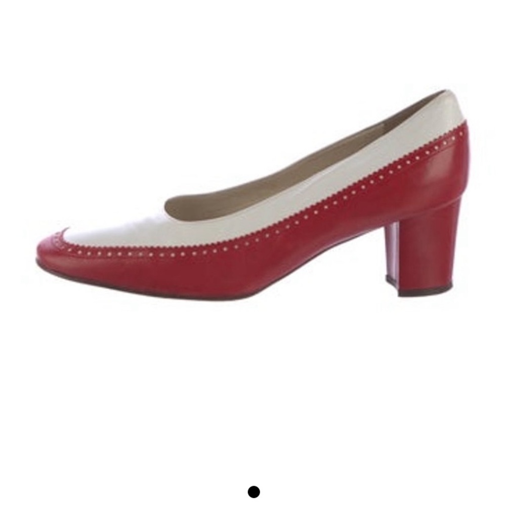 Bally
Leather Lasercut Accents Pumps - Picture 3 of 5